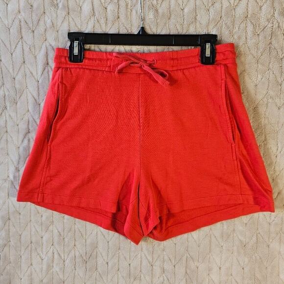 Lou & Grey Signaturesoft Shorts Womens S Red Pull On Leisure Fleece Preppy Cozy - Picture 1 of 6
